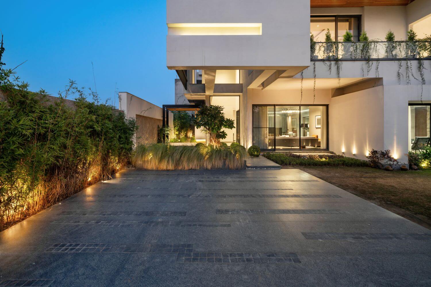 Houses and Apartments for sale in Castelldefels
